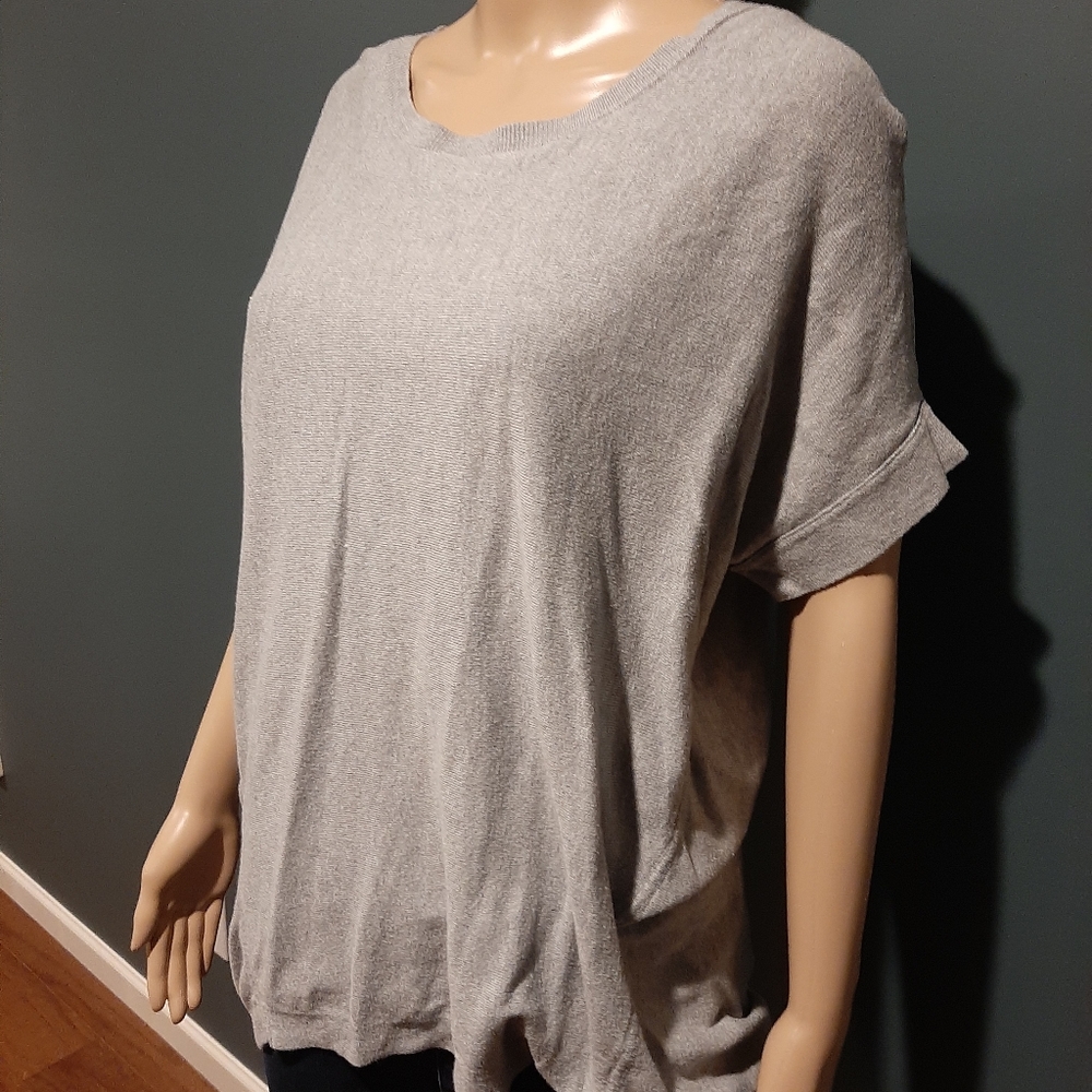 Gray blouse (L)